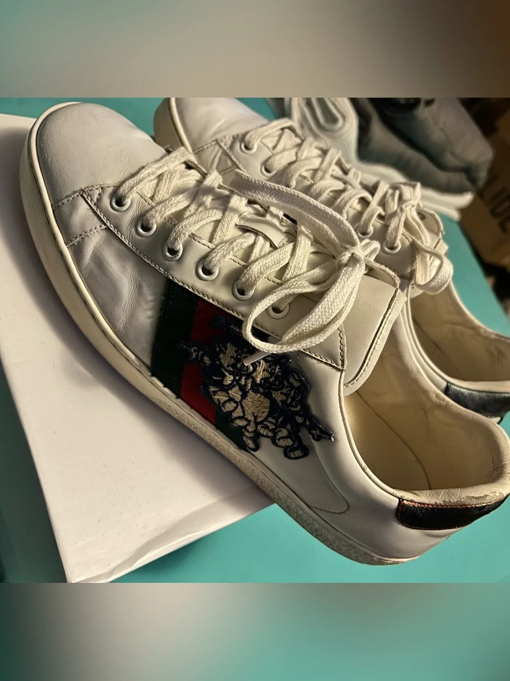🐷#Exclusive #Gucci #ThreeLittlePigs #Size 9 1/2 #GreatCondition🐷 #StorageKept 🐷